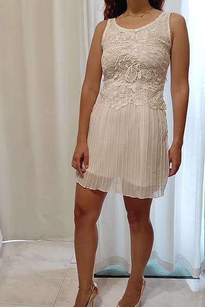 Lace Pleated Mini Dress — pre-loved on Thrifted.mt