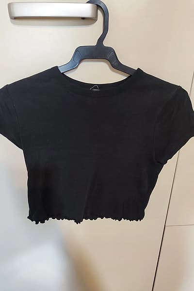 Iswed fuq nett — pre-loved on Thrifted.mt
