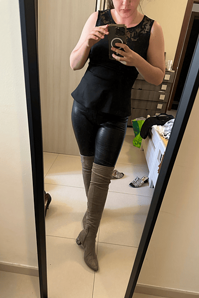 Botas elegantes grises por encima de la rodilla by Exe — pre-loved on Thrifted.mt