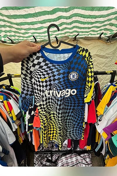 Camiseta de pretemporada del Chelsea 2021/22 by Nike — pre-loved on Thrifted.mt