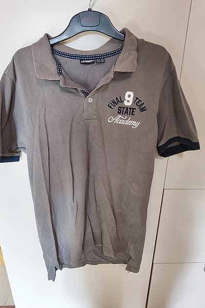 Polo gris — pre-loved on Thrifted.mt