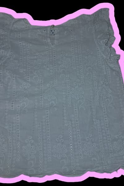 Top bianco con volant in stile boho, 100% cotone, di una boutique italiana by Italian — pre-loved on Thrifted.mt