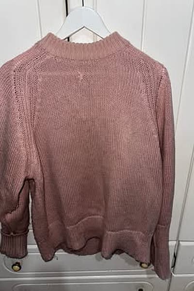 Lote de jerséis de punto by Asos, Bershka and Mango — pre-loved on Thrifted.mt