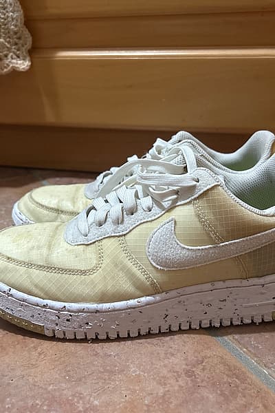Sneakers Nike Air Force 1 by Nike — pre-loved on Thrifted.mt