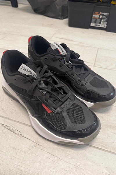 Jordan Air 200E by Jordan — pre-loved on Thrifted.mt