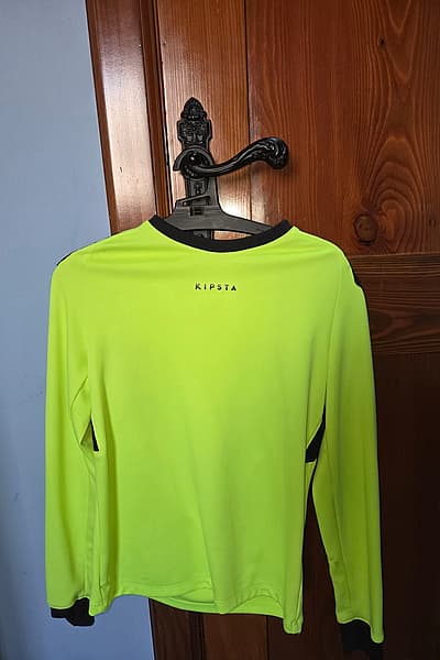 Set da portiere imbottito Neon by KIPSTA — pre-loved on Thrifted.mt