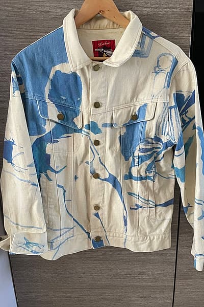 KidSuper 1989: giacca in denim con stampa "Bedroom" by KidSuper — pre-loved on Thrifted.mt