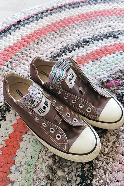 Converse Chuck Taylor – effetto lavato vintage – design unico by Converse  — pre-loved on Thrifted.mt