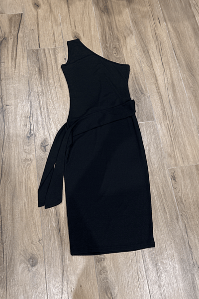 Black One Shoulder Mini Dress by Shein  — pre-loved on Thrifted.mt