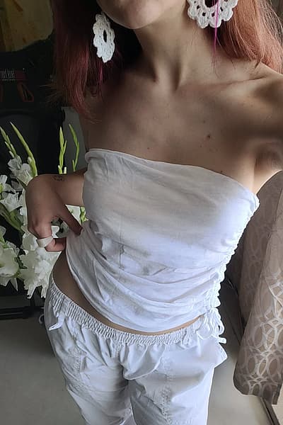 Top abjad ħelu tal-qoton by Next — pre-loved on Thrifted.mt