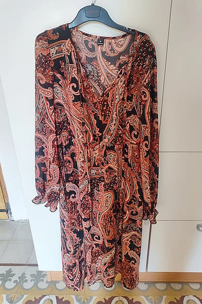 Burnt orange dress — pre-loved on Thrifted.mt