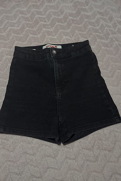 Xorts tad-Denim Jennyfer High Wasted by Don't Call Me Jennyfer — pre-loved on Thrifted.mt