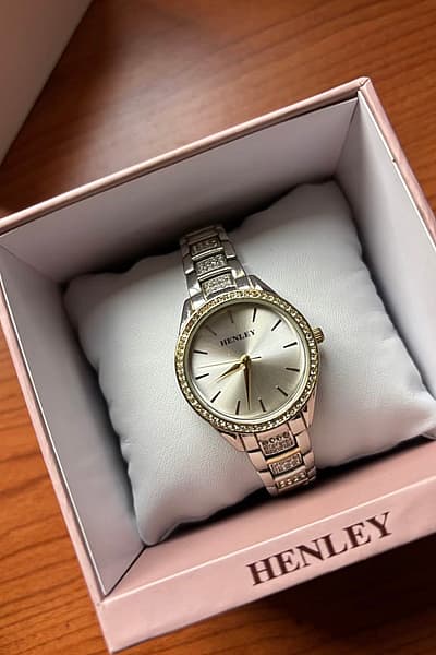 Orologio da polso Henley  by Henley — pre-loved on Thrifted.mt