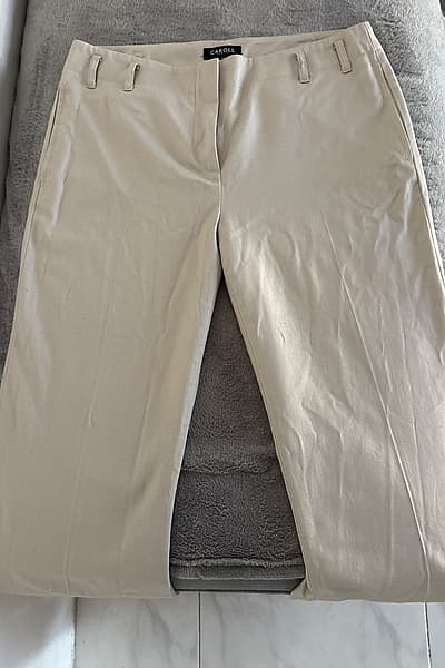 Qalziet Caroll Paris Beige by Caroll — pre-loved on Thrifted.mt